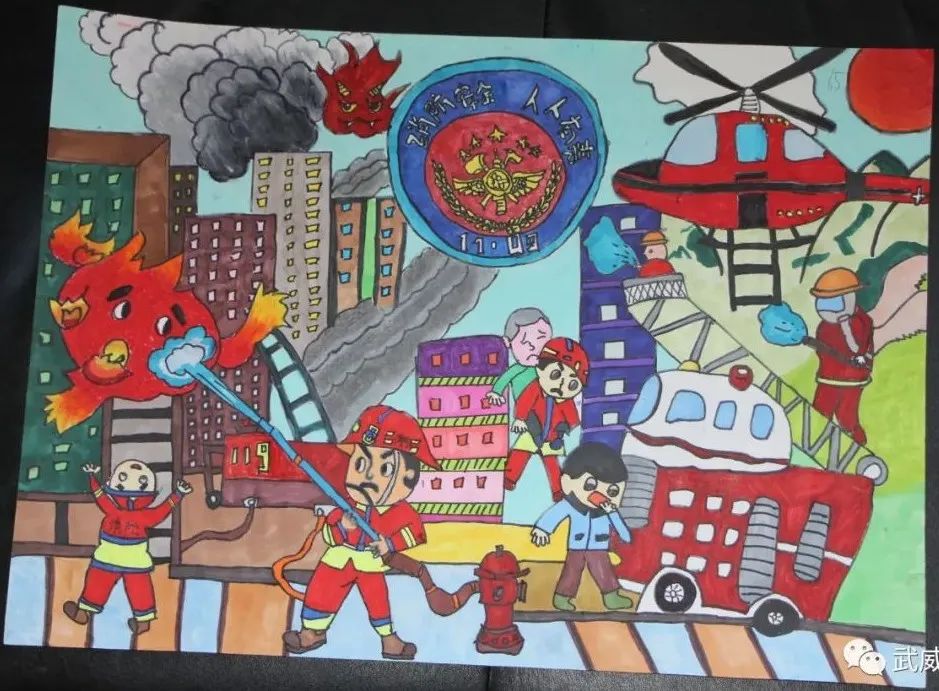 幼儿园“我是小小消防员”绘画优秀作品图3