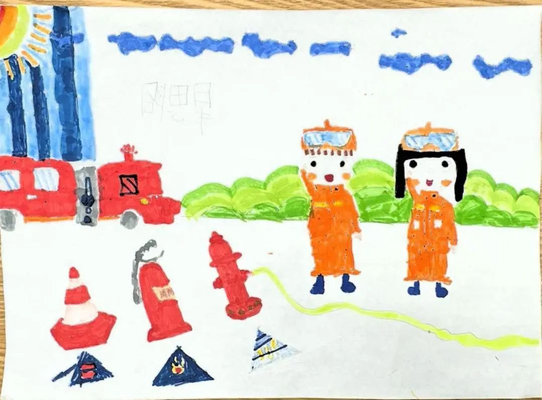 “我是小小消防员”主题绘画幼儿园作品（12）