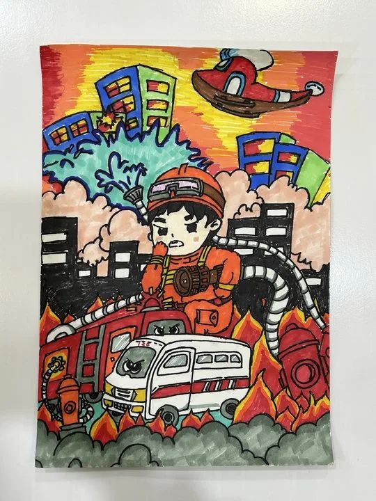 “勇敢消防员 心中火焰蓝”幼儿园画画作品（2）