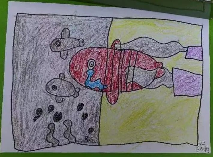 幼儿园“小手绘成长 童心画童年”环保儿童画（15）